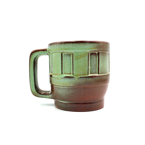 Pair of Frankoma Avocado Green "Wagon Wheel" Mugs - Picture 2 of 13